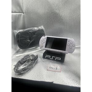 light purple psp 2000 w/accessories & new battery